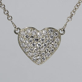 14K White Gold Drop Pendant : 0.32 cttw Diamonds