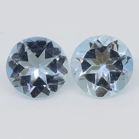 0.58 cttw Pair of Round Natural Aquamarines : Rich Blue