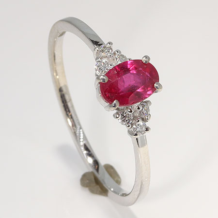 14K White Gold Multi Stone Ring : 0.59 cttw Ruby & Diamonds