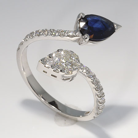 18K White Gold Multi Stone Ring : 1.64 cttw Sapphire & Diamonds