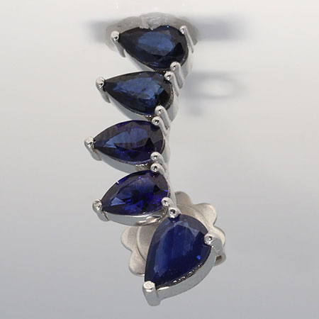 14K White Gold Fashion Climbing Earring : 1.60 cttw Sapphires