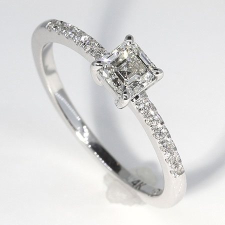 14K White Gold Multi Stone Ring : 0.50 cttw Diamonds